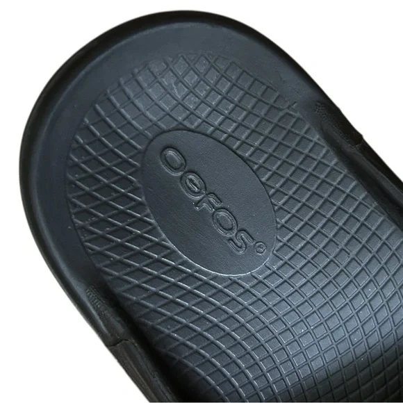 OOFOS Black w/ White Ooahh Unisex Sport Slip On Slide Sandal sz Men 8 - Women 10 - Picture 4 of 9